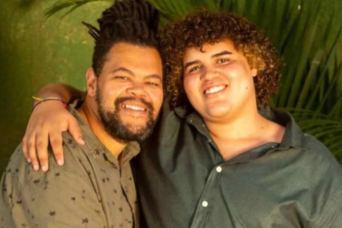 Filho de Babu Santana diz que vitória no BBB26 mudaria futuro da família e comenta rumores de romance